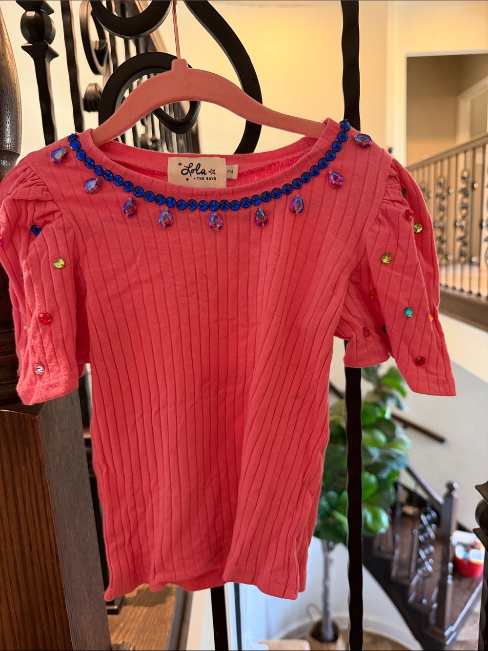 Lola + the boys top
